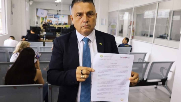 “Licitação do transporte público na Capital já foi preparada para a mesma empresa”, diz Eber Machado ao denunciar supostas irregularidades no MPAC