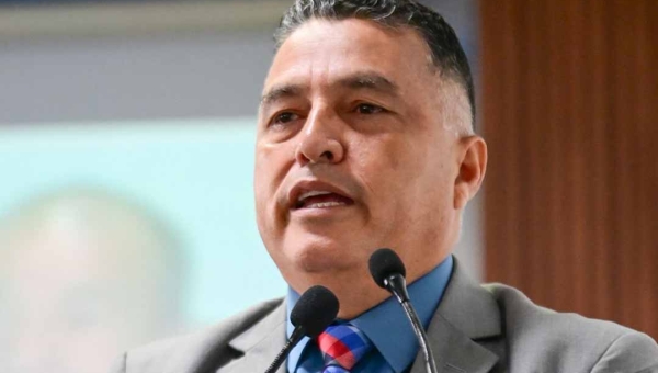 “Quero disputar em igualdade”, diz vereador Eber Machado ao anunciar saída do MDB