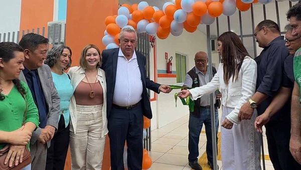 Com apoio de Socorro Neri, escola é entregue na Vila Campinas e reforça avanço da educação em Plácido de Castro