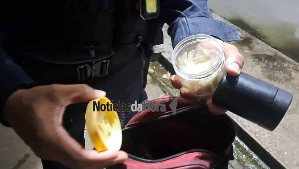 Homem é preso flagrante com drogas durante patrulhamento em área dominada pelo tráfico em Rio Branco