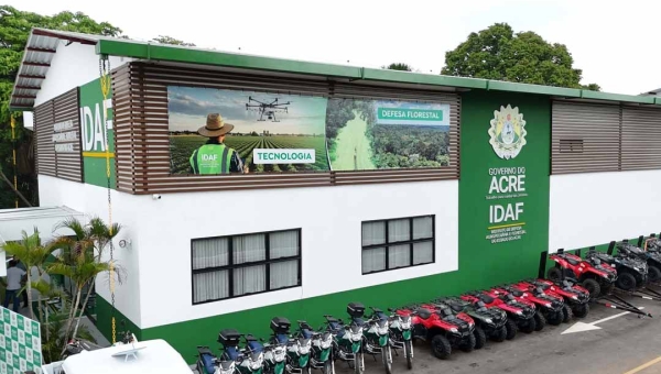 Governo convoca 33 aprovados do cadastro de reserva do Idaf para exames médicos e entrega de documentos