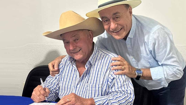 Maior produtor de soja do Acre, pecuarista Jorge Moura e filho se filiam ao PSDB