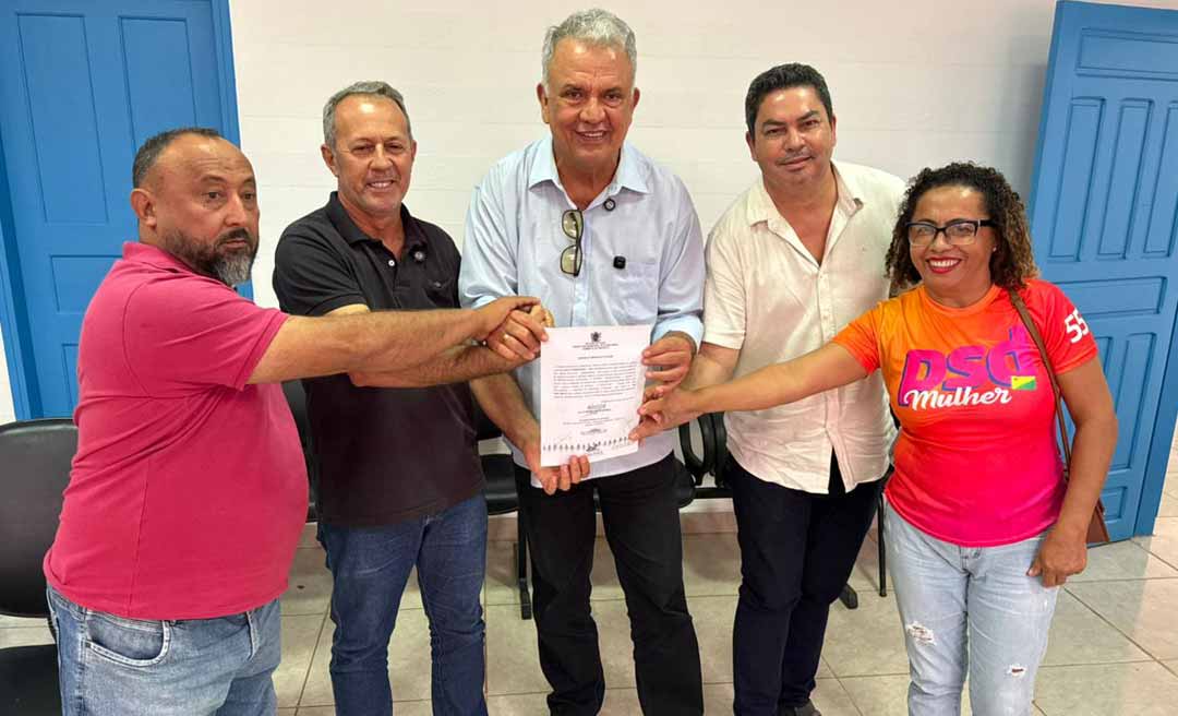 Petecão leva pacote de investimentos a Acrelândia: ponte, saúde, infraestrutura e apoio ao produtor rural