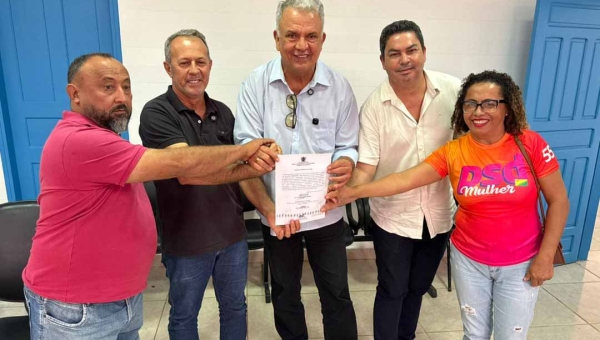 Petecão leva pacote de investimentos a Acrelândia: ponte, saúde, infraestrutura e apoio ao produtor rural