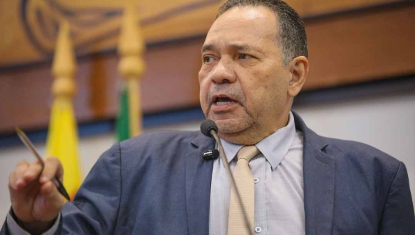 “Vai chegar aqui, vamos votar hoje”, garante Manoel Moraes sobre pacote de medidas que beneficia os servidores