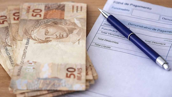 Prefeitura de Boca do Acre atualiza salários de servidores em três áreas; valores já estão na conta