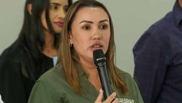 Secretária explica que ‘falta de transparência’ na compra de imóvel milionário se deu para preservar dados da proprietária