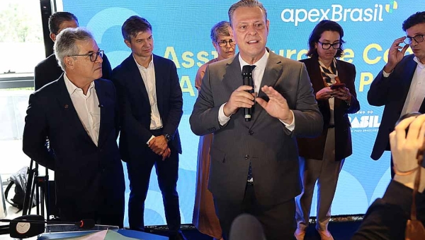 Em despedida de Jorge Viana da Apex, ministro destaca protagonismo do Acre no comércio exterior: "Estado vive novo momento econômico”