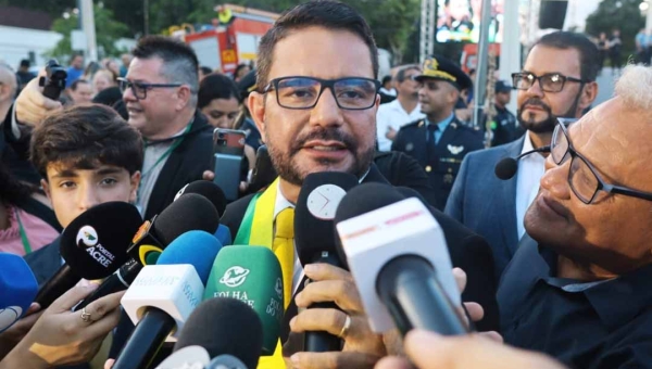 “Saio de cabeça erguida e com o dever cumprido”, diz Gladson Cameli ao deixar o governo para disputar o Senado