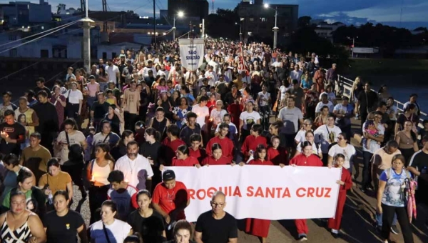 Mais de 10 mil fiéis participam da tradicional Procissão do Cristo Morto em Rio Branco