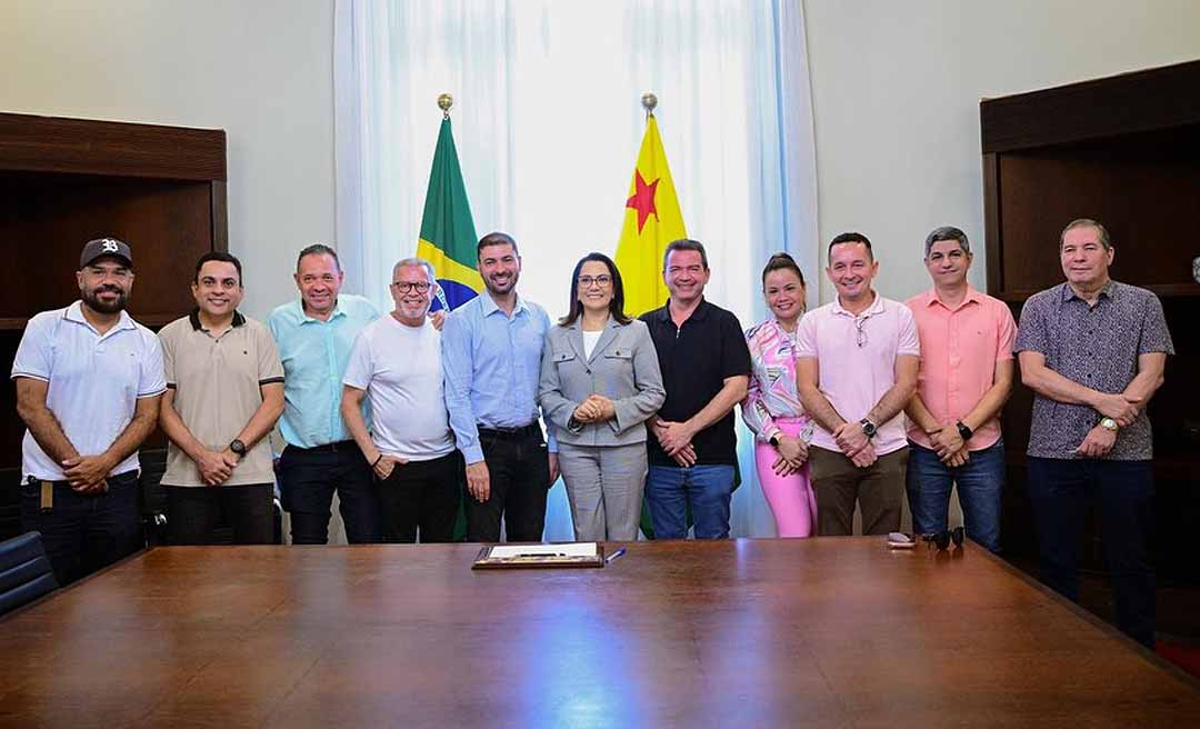Após desgaste nos bastidores, Mailza tem primeiro encontro com parte de sua base no Palácio Rio Branco