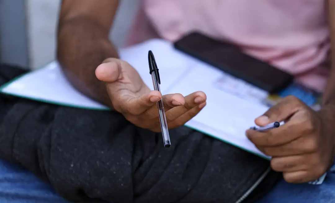 Prazo para pedir isenção da taxa de inscrição no Enem começa no dia 13