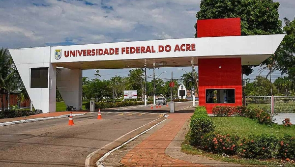 Inscrições começam nesta segunda-feira para concurso da UFAC com salários de até R$ R$ 5 mil