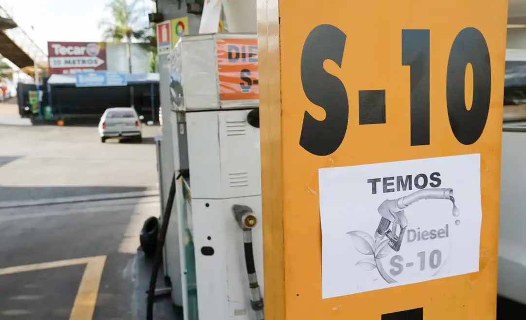 Governo Lula cria subvenção e zera imposto para conter alta dos combustíveis