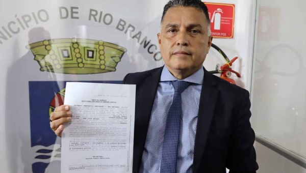 Eber Machado diz que sua equipe jurídica está preparada para enfrentar Vagner Sales, que quer tomar seu mandato