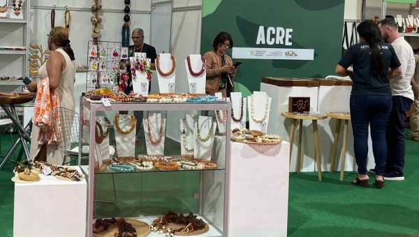 Artesãos acreanos registraram mais de R$ 113 mil em vendas durante o 21º Salão do Artesanato de Brasília