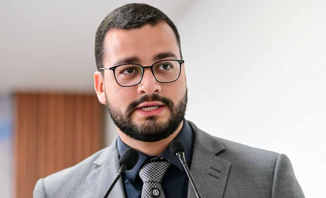 PL de Matheus Paiva garante prioridade em moradia para mães solo de crianças com deficiência na Capital