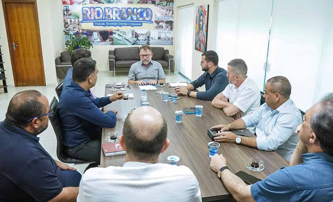 Prefeitura de Rio Branco institui Grupo de Trabalho para avaliar transporte coletivo na capital