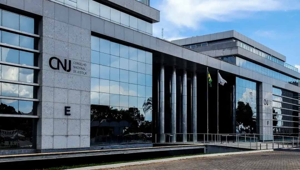 CNJ e CNMP aprovam novos penduricalhos para juízes e membros do MP