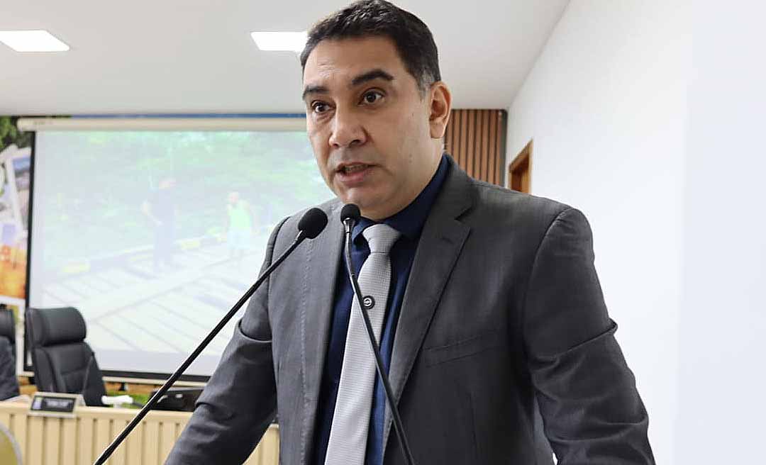 “84% das famílias estão endividadas”, alerta Samir Bestene ao defender educação financeira nas escolas de Rio Branco