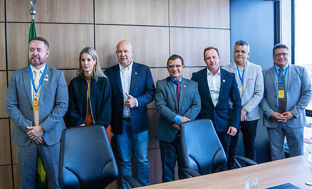 Em Brasília, Gonzaga participa de agendas em para tratar de aduanas compartilhadas na fronteira e voos internacionais do Acre para o Peru