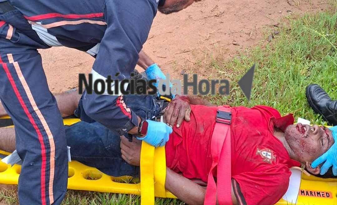 Motociclista perde controle ao tentar desviar de buraco e sofre colisão frontal com caminhonete em Rio Branco