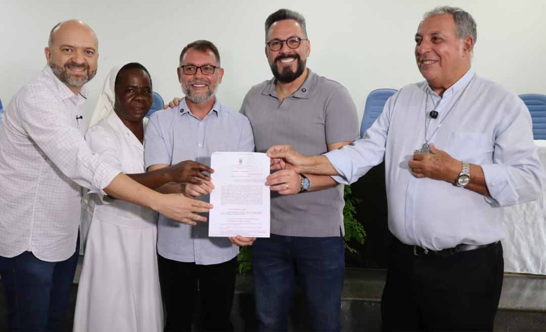 Convênio entre Prefeitura e Hospital Santa Juliana, com emenda de R$ 4,8 milhões de Alan Rick, amplia cirurgias pelo SUS