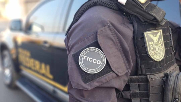 Após denúncia, FICCO/AC prende advogado em flagrante por tráfico de drogas