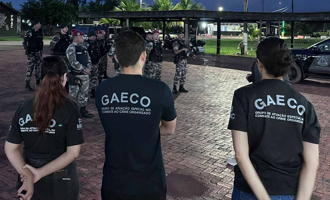 combate a fações Image