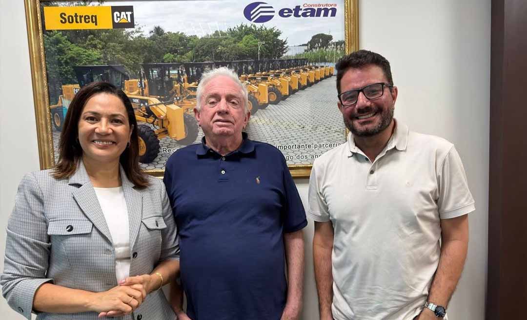 Mailza posta foto com Gladson e Eládio Camelí e diz que em breve vai percorrer o Acre com ex-governador