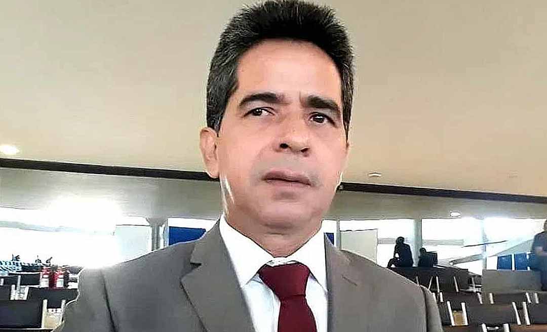 Pastor que chamou Gladson de ‘riquinho’ e ‘criança em corpo de homem’ é nomeado por Mailza