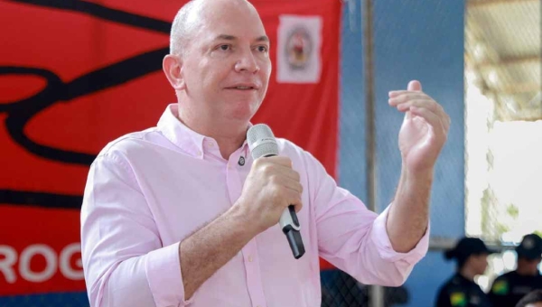 Gerlen Diniz tem denúncia por desobediência e incitação ao crime arquivada pelo TJAC