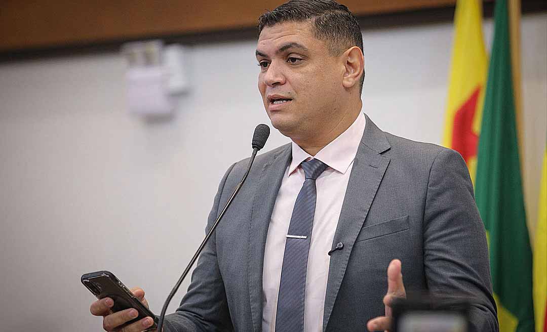 Deputado Tio Pablo alerta sobre assédio moral e uso da máquina pública em ano eleitoral