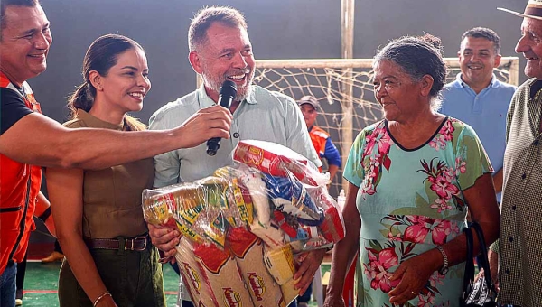 Alysson Bestene lidera ação humanitária e garante entrega de cestas básicas a famílias rurais em Rio Branco