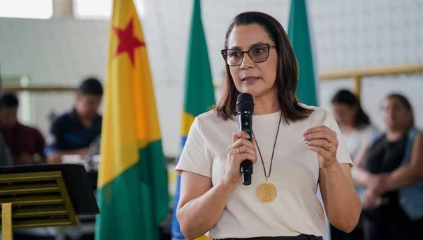 Entregas de obras e Festa do Trabalhador marcam agenda da governadora Mailza em Feijó e Cruzeiro do Sul nesta quinta