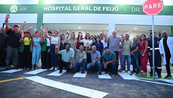 Mailza entrega reforma e ampliação do Hospital Geral de Feijó e reforça investimentos na saúde do interior
