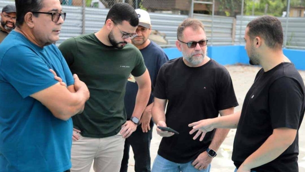 Prefeito Alysson Bestene toma café no Mercado da Estação e anuncia revitalização do espaço