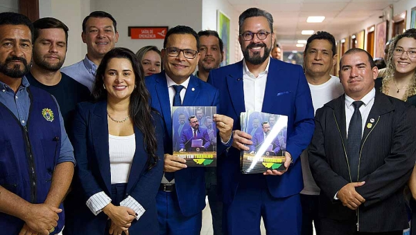 Tadeu Hassem recebe senador Alan Rick com café da manhã na Aleac e destaca união e força do Republicanos