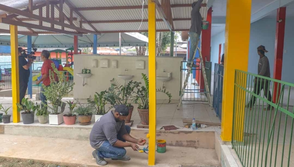 Alysson Bestene visita Creche Infantil Gumercino Bessa, que será credenciada pela Prefeitura de Rio Branco