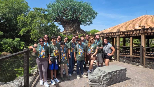 Estudantes da Educação de Rio Branco vivem primeiro dia de aprendizado e encantamento na Disney