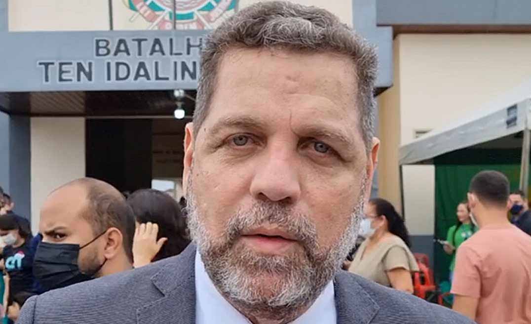 ELE VOLTOU Image