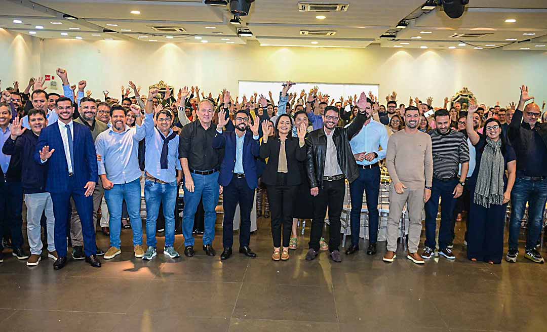 Com Aberson e Madson Camelí como referências, Mailza apresenta equipe de coordenação de pré-campanha em almoço no Afa