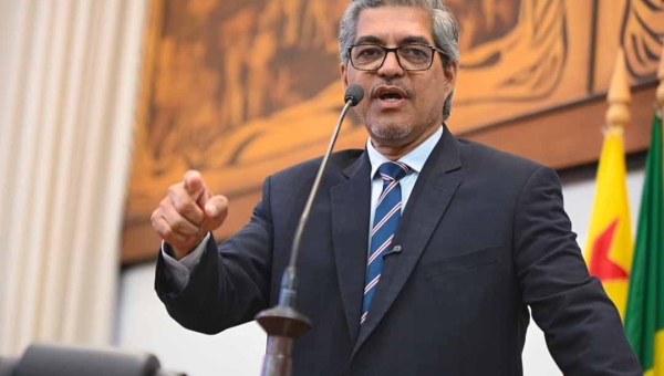 Edvaldo Magalhães quer debater segurança nas escolas em audiência na Aleac: ‘acendeu-se uma luz vermelha bem na cara de todos nós’