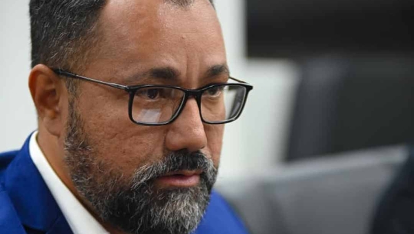 Comitiva de Feijó tenta audiência com Mailza para discutir obras e ramais, mas não é recebida por governadora