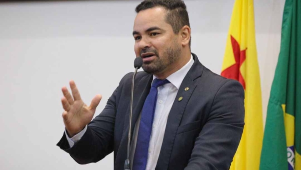 Projeto de Arlenilson Cunha prevê protocolo de segurança em escolas públicas e privadas no método “Run Hide Fight”