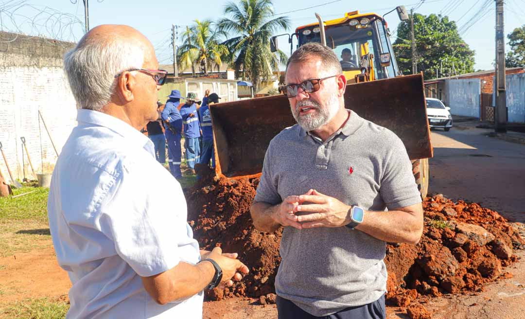 Prefeito de Rio Branco acompanha revitalização da Rua 12 de Outubro no bairro Placas