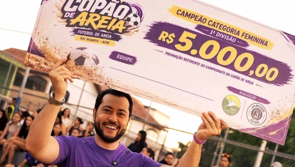 Emerson Jarude reforça apoio ao esporte na abertura do Copão de Areia na Praça do Juventus, em Rio Branco