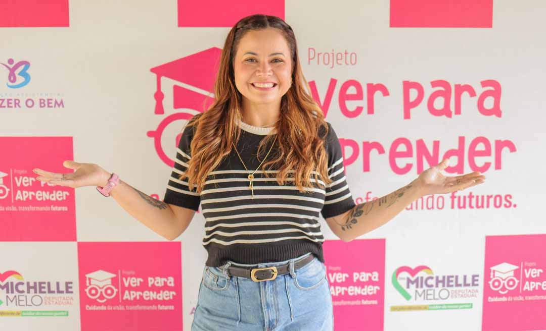 Michelle Melo entrega 200 óculos em Plácido de Castro e Vila Campinas
