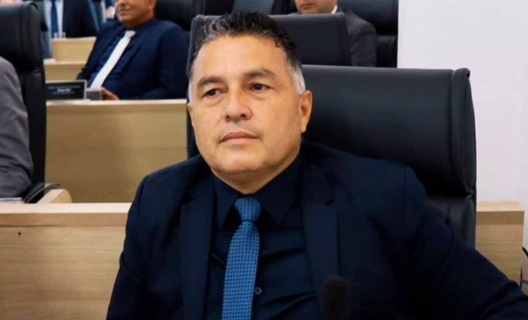 Projetos de Eber Machado são aprovados na Câmara e ampliam ações nas áreas da Saúde, Educação e inclusão social