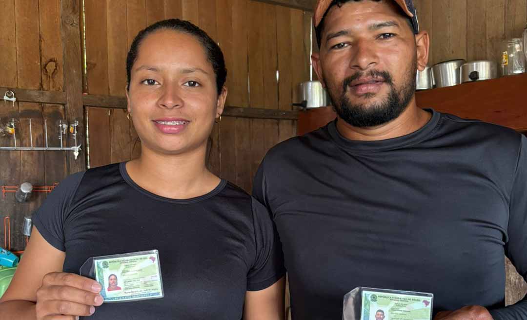 Comunidade ribeirinha no alto rio Macauã, em Sena Madureira, recebe Carteiras de Identidade Nacional gratuitas